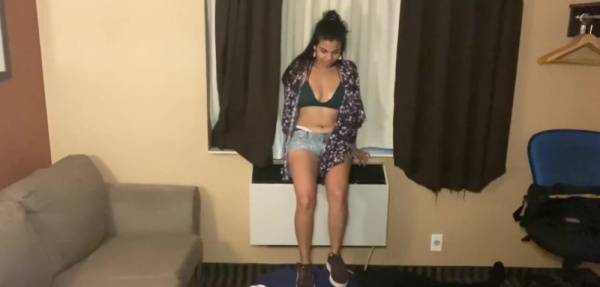 Indian Babe First Time Trampling - Princess Zoya - India on fanstube.video